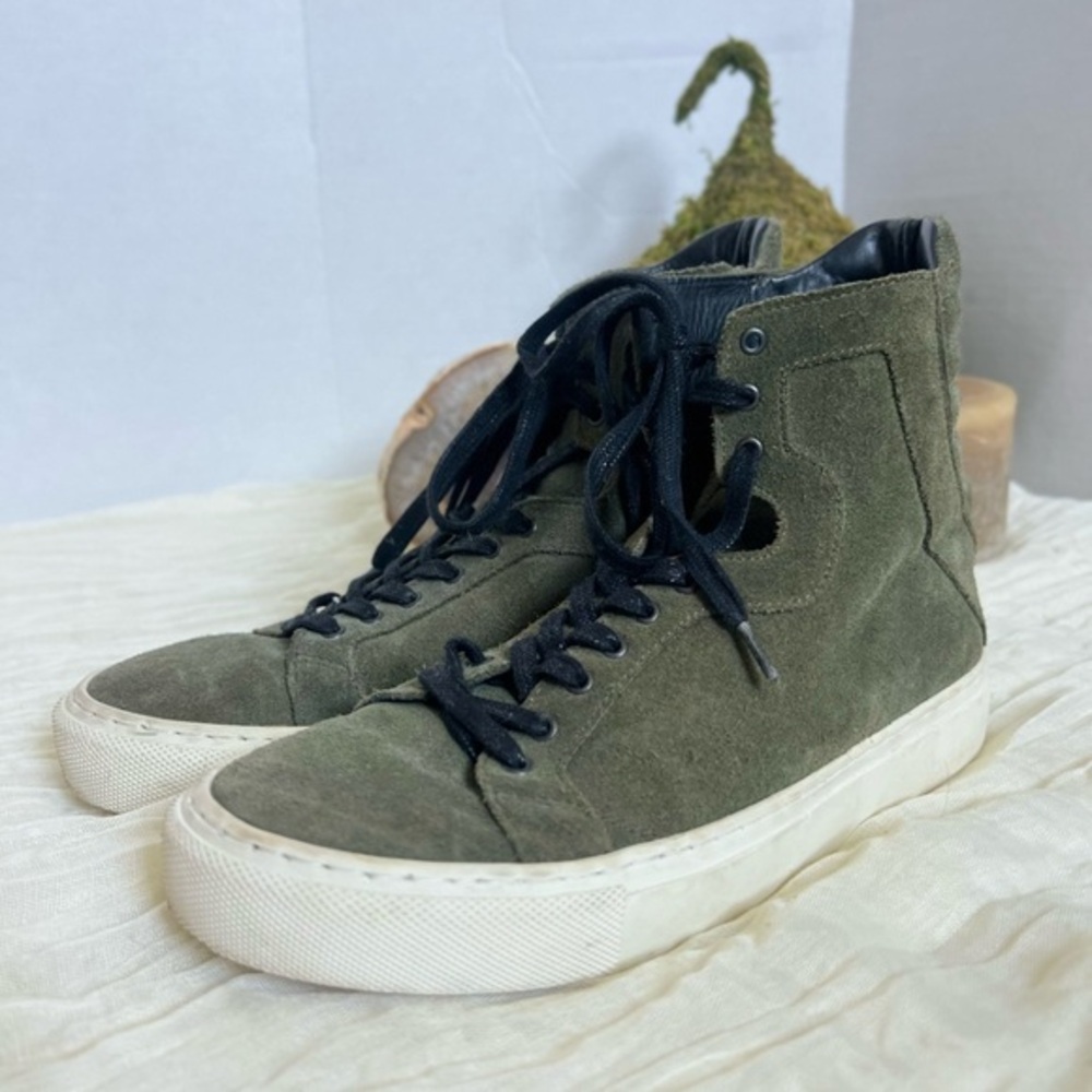 Eugene Riconneaus Calcuta Hi Top size 36 forest green